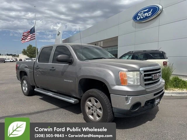 2012 GMC Sierra 4WD Crew Cab SLE SWB's photo