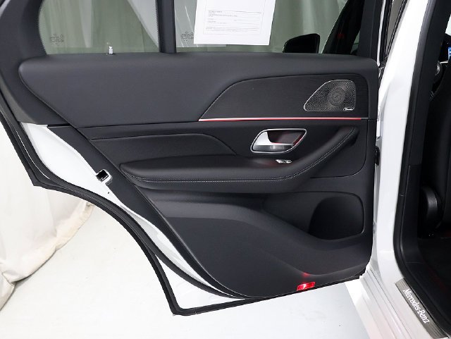 Certified Used 2026 Polar White Mercedes-Benz GLE 350 image 30