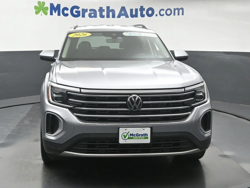 Used 2026 Silver Volkswagen SE w/Technology image 6