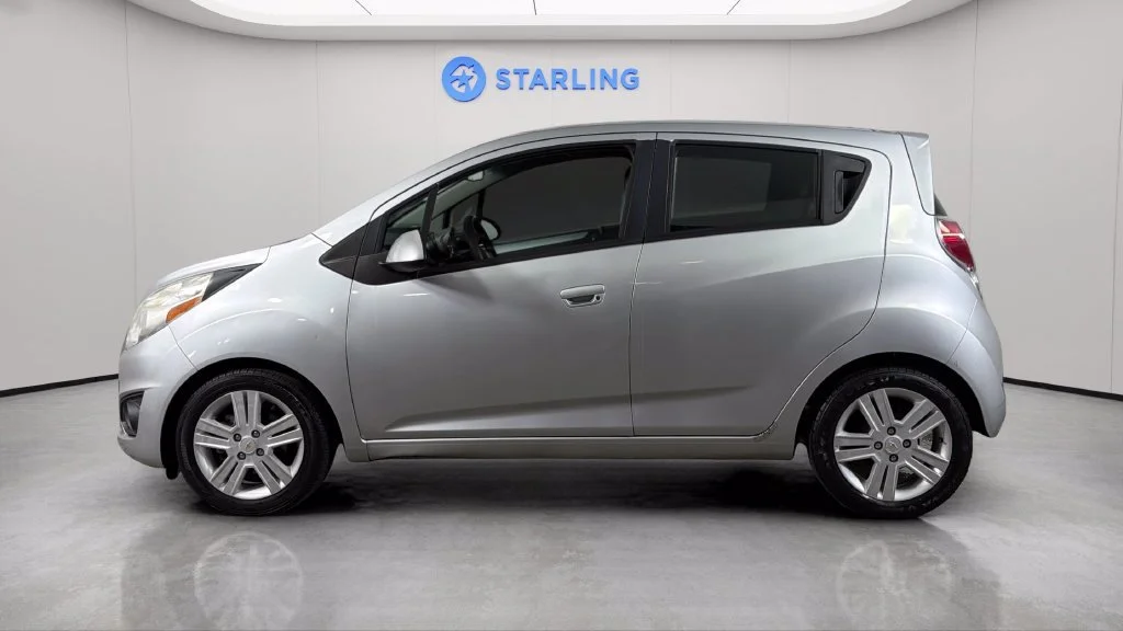 Used 2015 SILVER ICE Chevrolet LT image 3