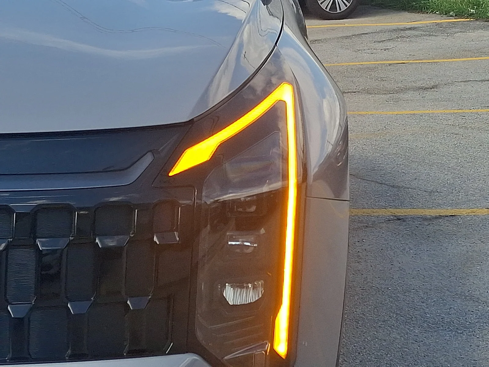 New 2027 Gray Kia X-Line image 10