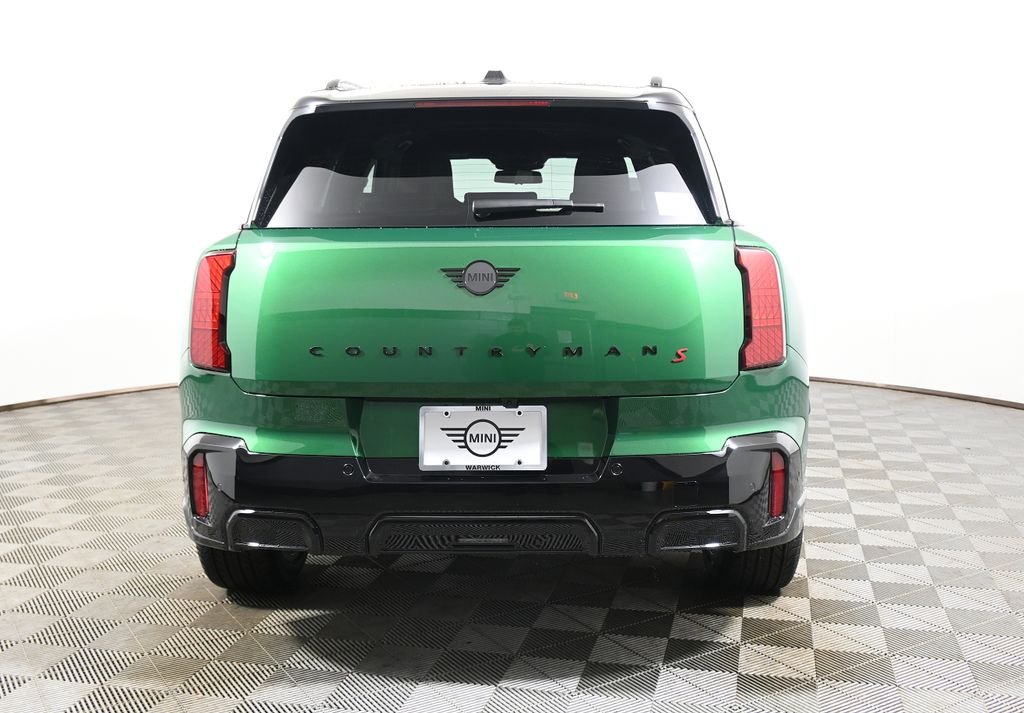New 2026 Green MINI Iconic image 6