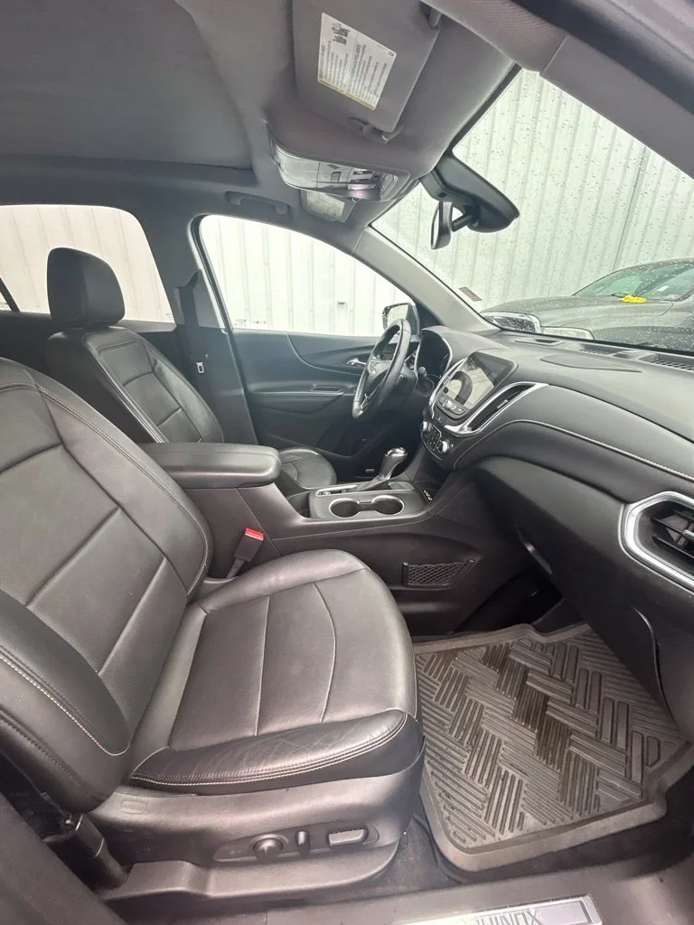Used 2018 Gray Chevrolet Premier image 24