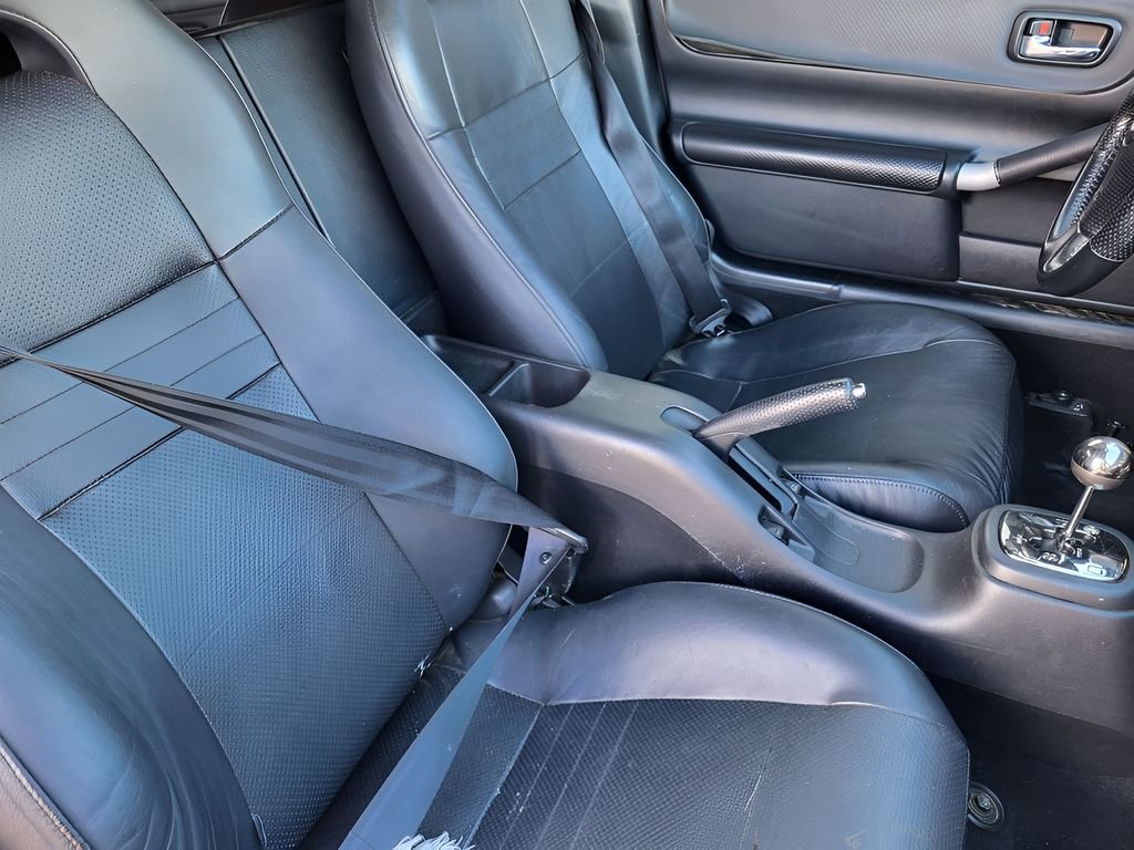 Used 2005 Absolutely Red Toyota Base image 23