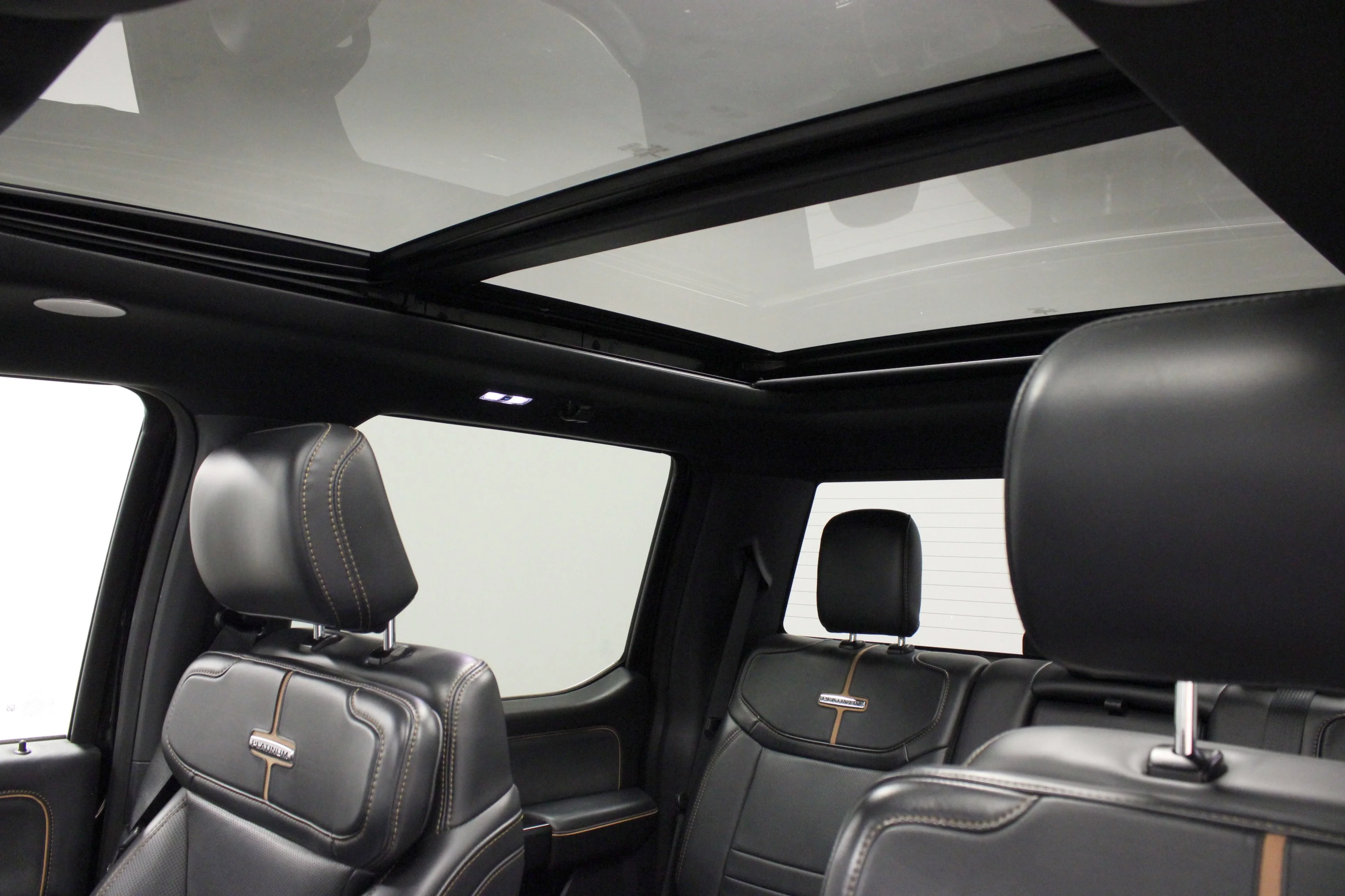 Used 2024 Agate Black Metallic Ford Platinum image 10