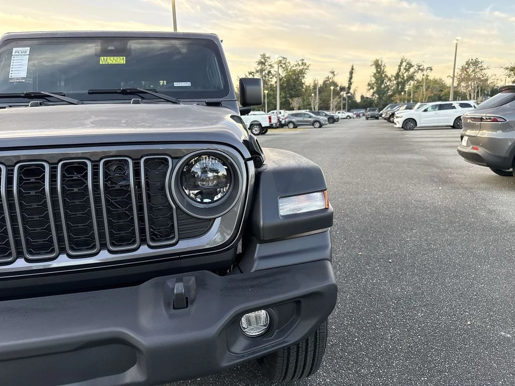 2025 Jeep Wrangler 4-Door Sport S - Photo 9