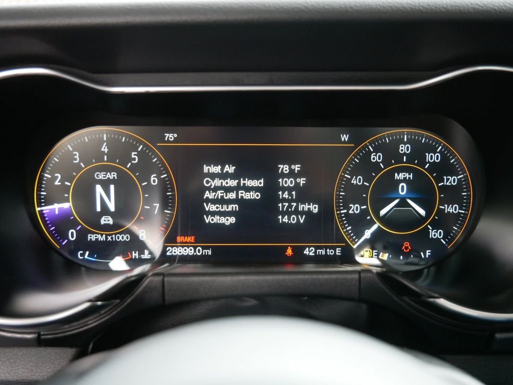 Used 2019 White Ford GT Premium image 18