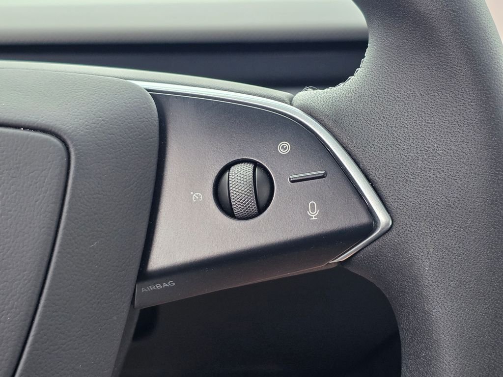 Used 2026  Tesla Performance image 27