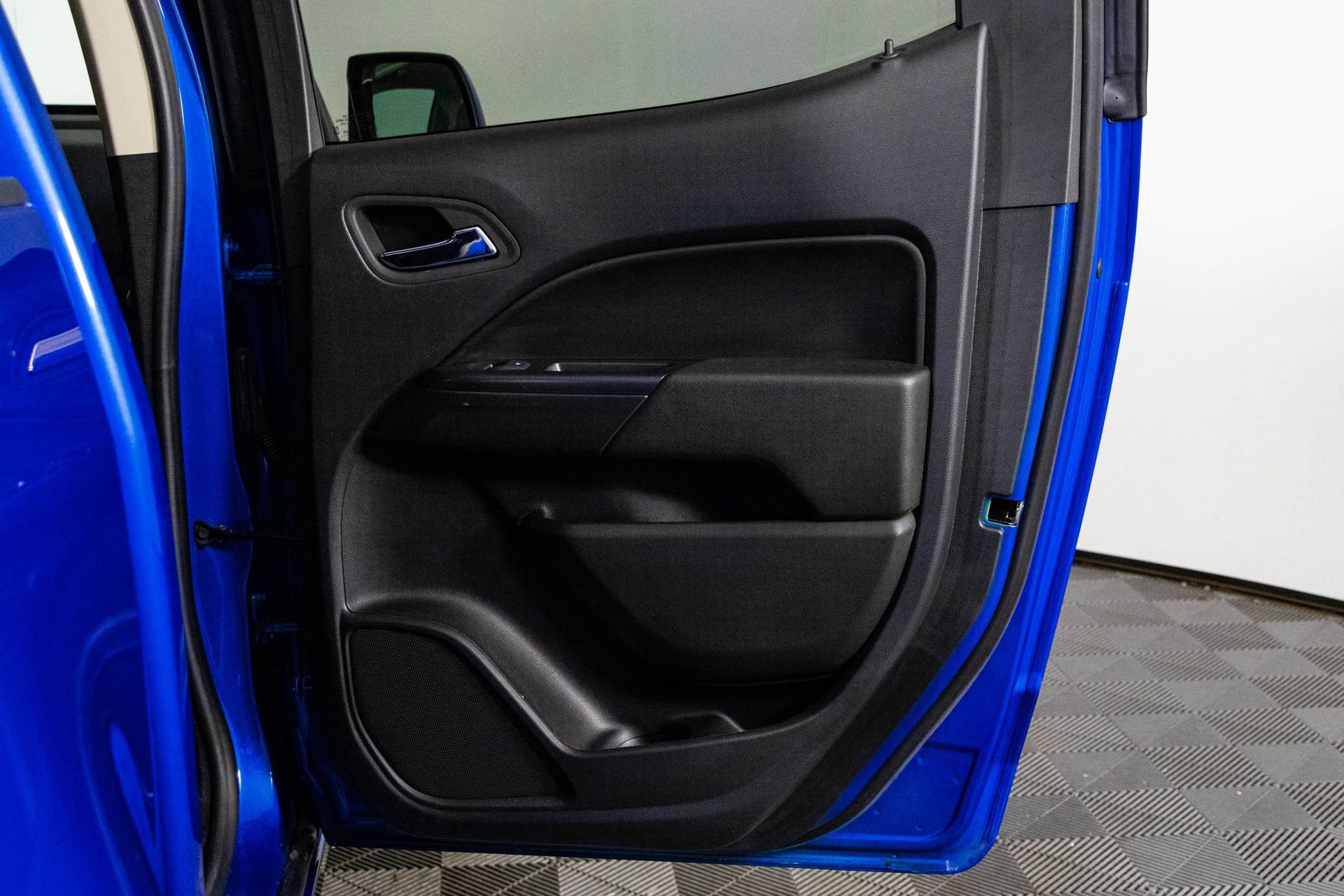 2022 CHEVROLET COLORADO - Image 35