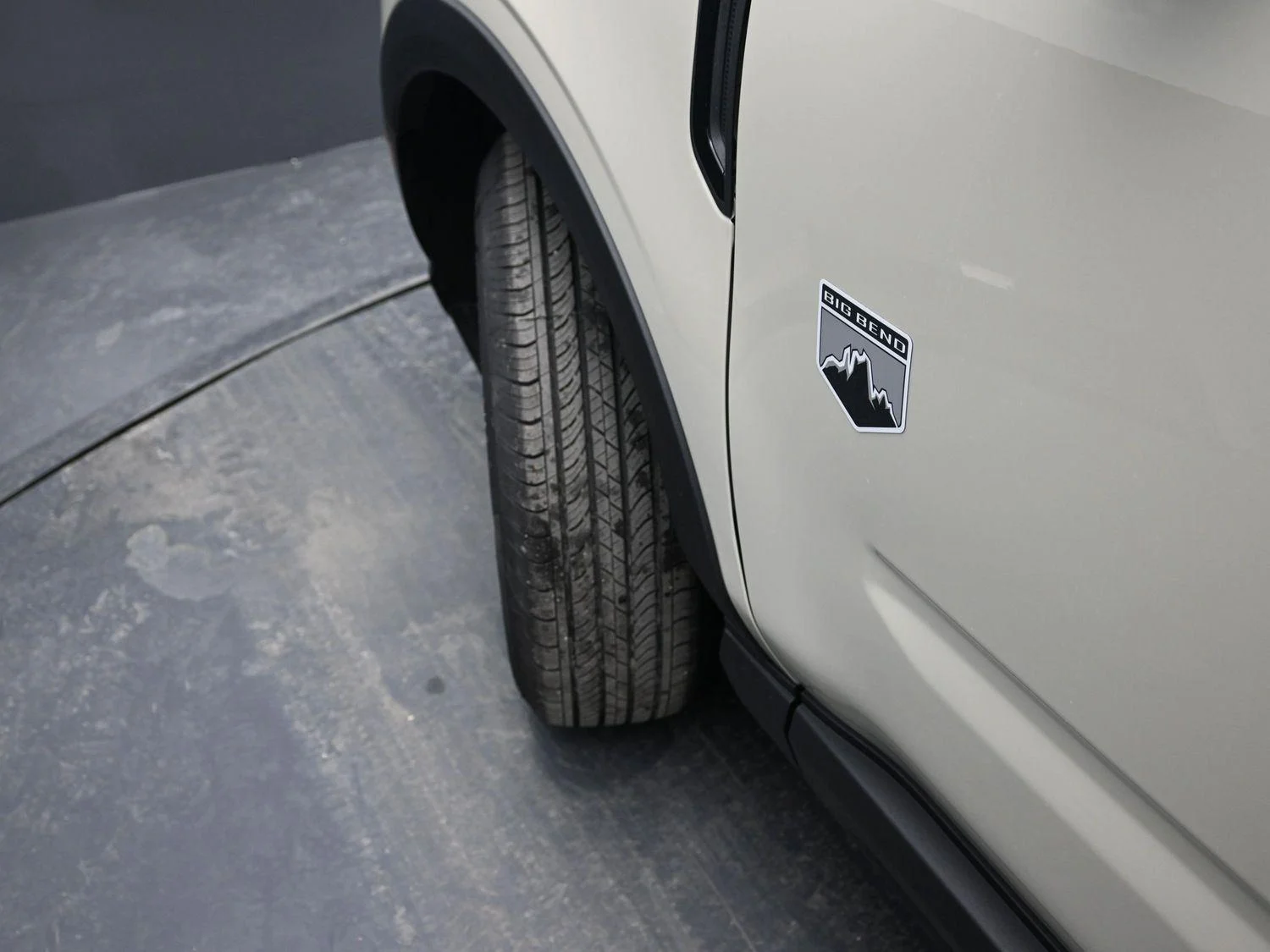 New 2025 Desert Sand Ford Big Bend® image 5