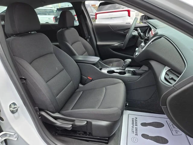 Used 2023 White Chevrolet LT image 22