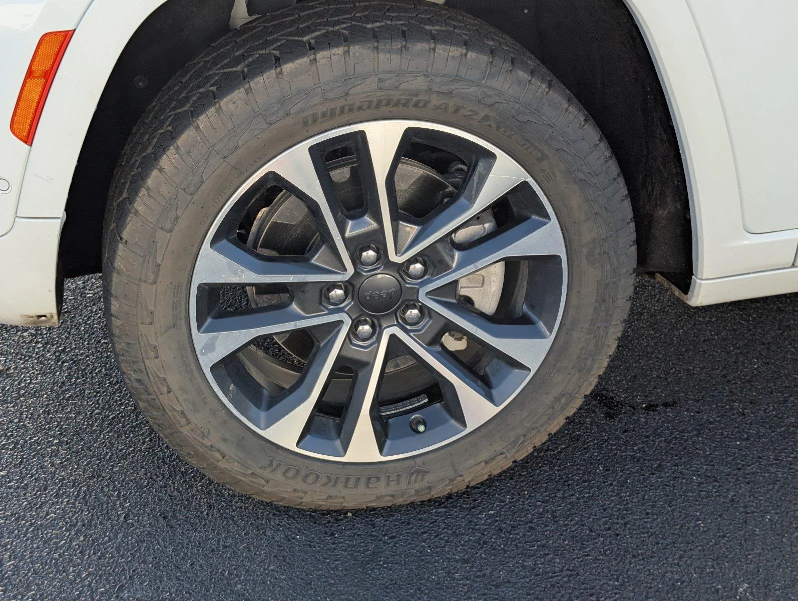 Used 2021 Bright White Clearcoat Jeep Overland image 12