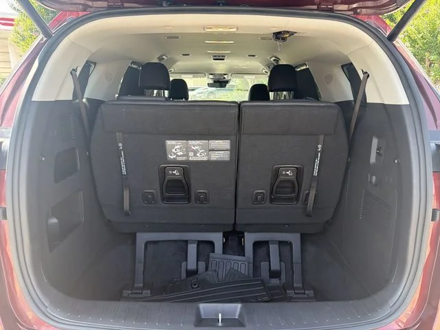 Certified Used 2024 Red Kia EX image 24