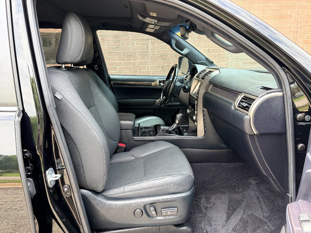 Used 2021 Black Onyx Lexus Premium image 20