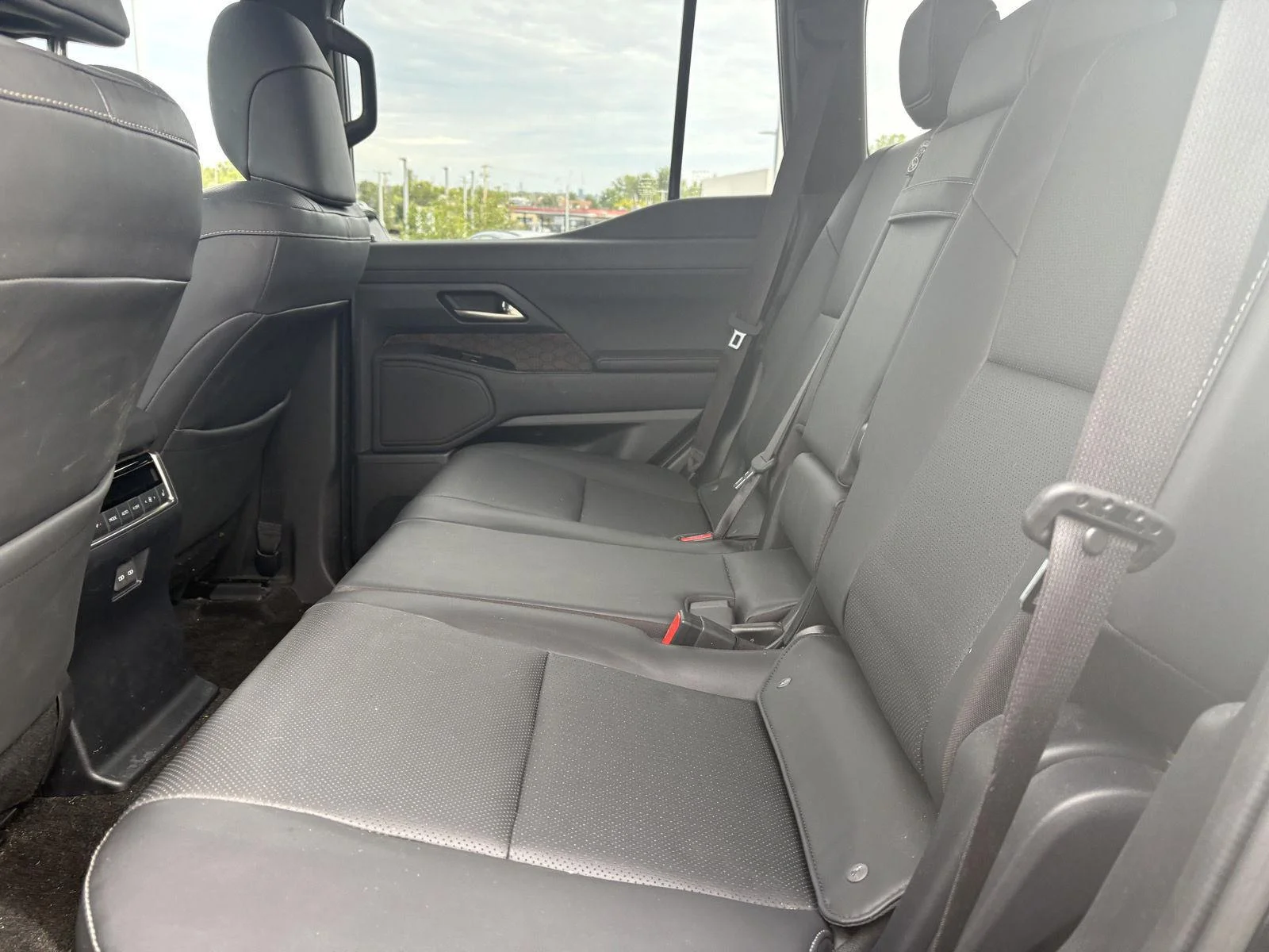 Used 2024 Caviar Lexus Premium+ image 13