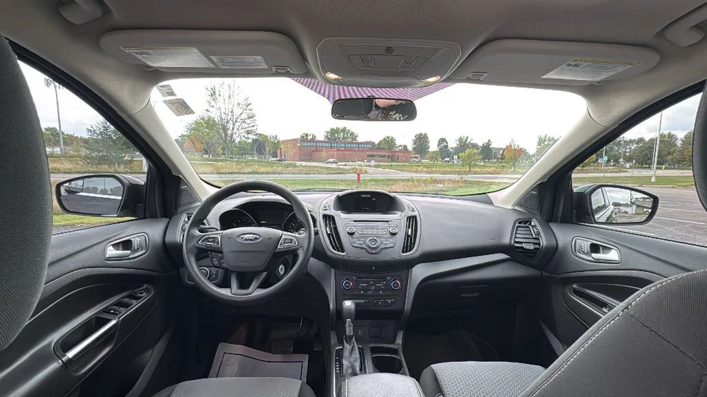 Used 2017 White Ford SE image 7