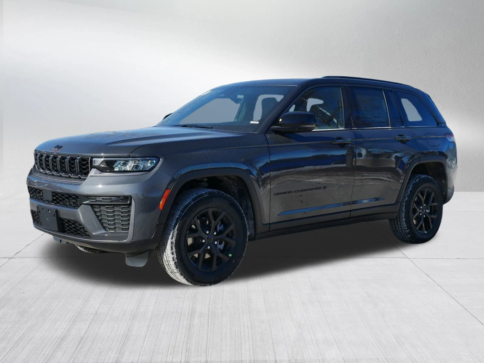 New 2026 Baltic Gray Metallic Clear-Coat Exterior Paint Jeep Laredo Altitude image 3
