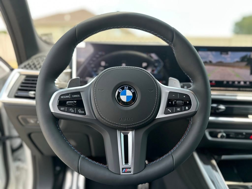 2026 BMW X5 M60i - Photo 30