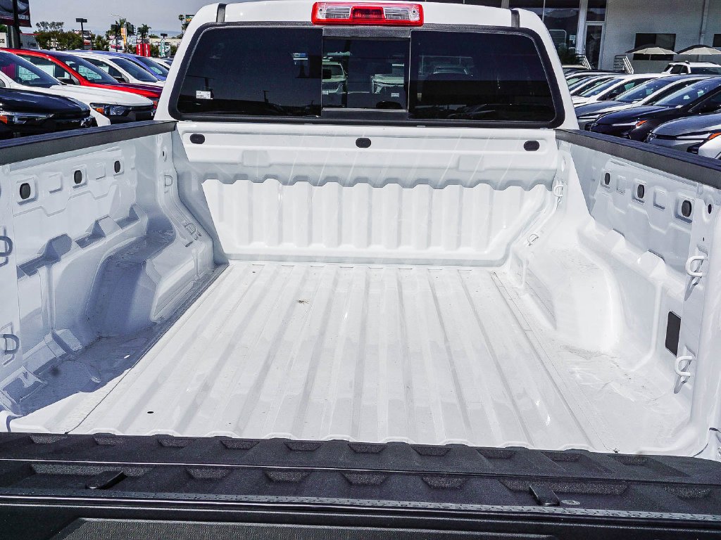 New 2026 Summit White Chevrolet LT image 24