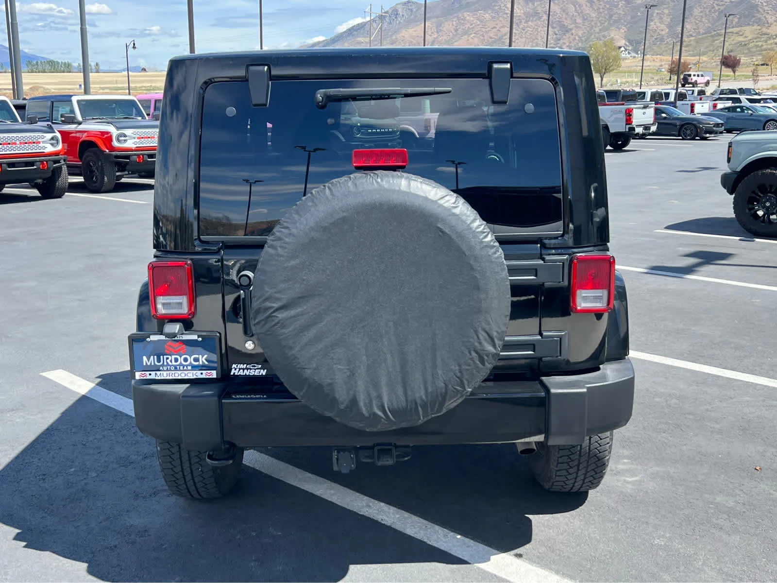 Certified Used 2018 Black Clearcoat Jeep Sahara image 9