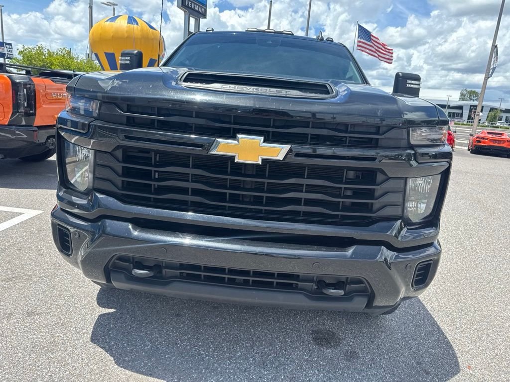 Used 2025 Black Chevrolet Custom image 2