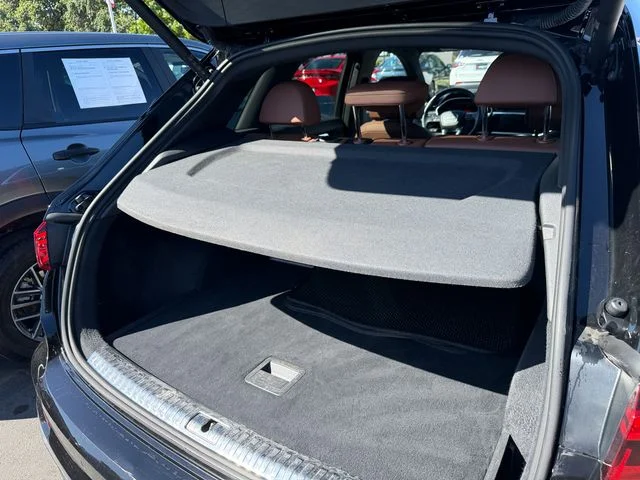 Used 2023  Audi Premium image 28