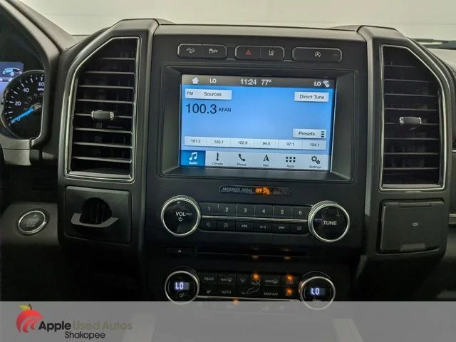 Used 2018 White Ford Limited image 31