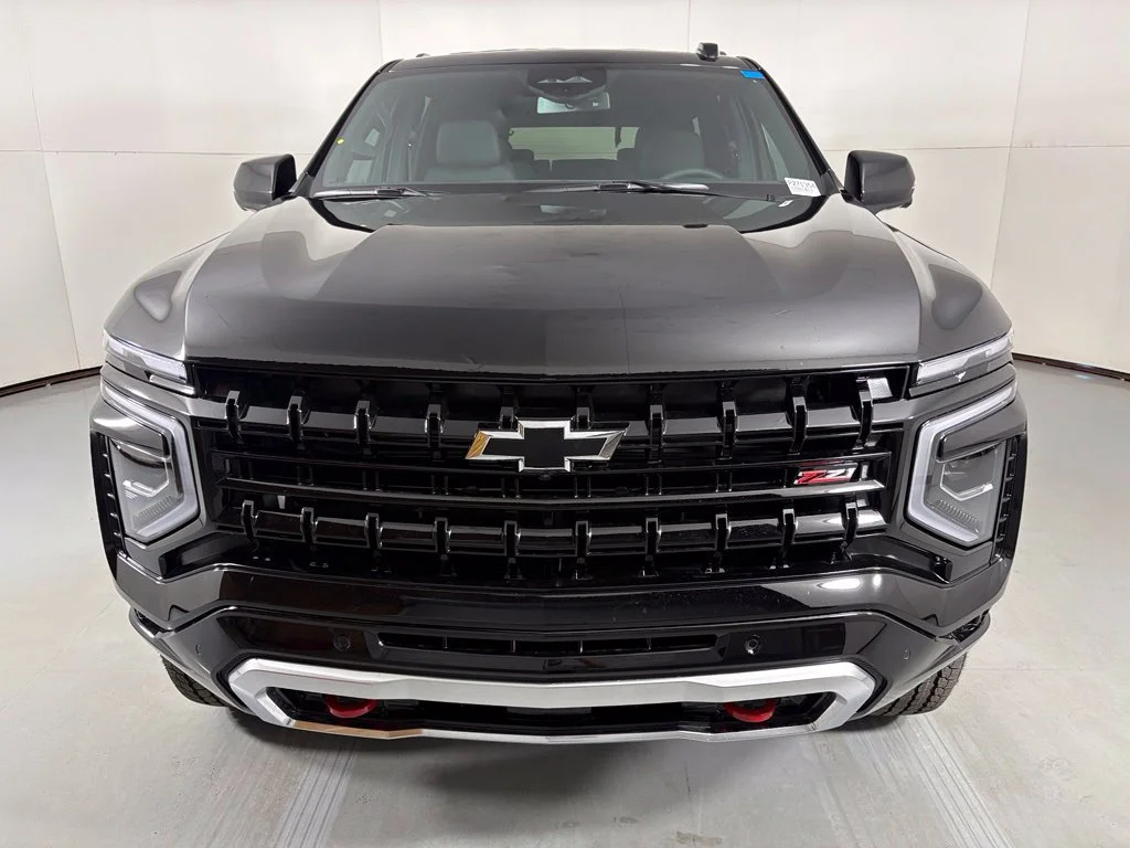 New 2027 Black Chevrolet Z71 image 4