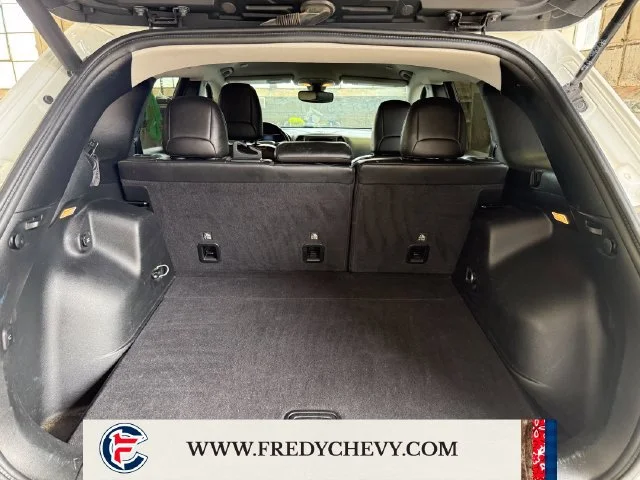 Used 2020 White Jeep Trailhawk 4x4 image 15