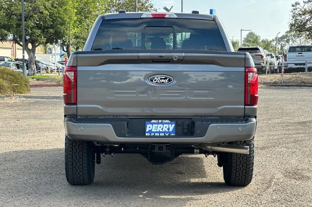 New 2026 Carbonized Gray Metallic Ford XLT image 27