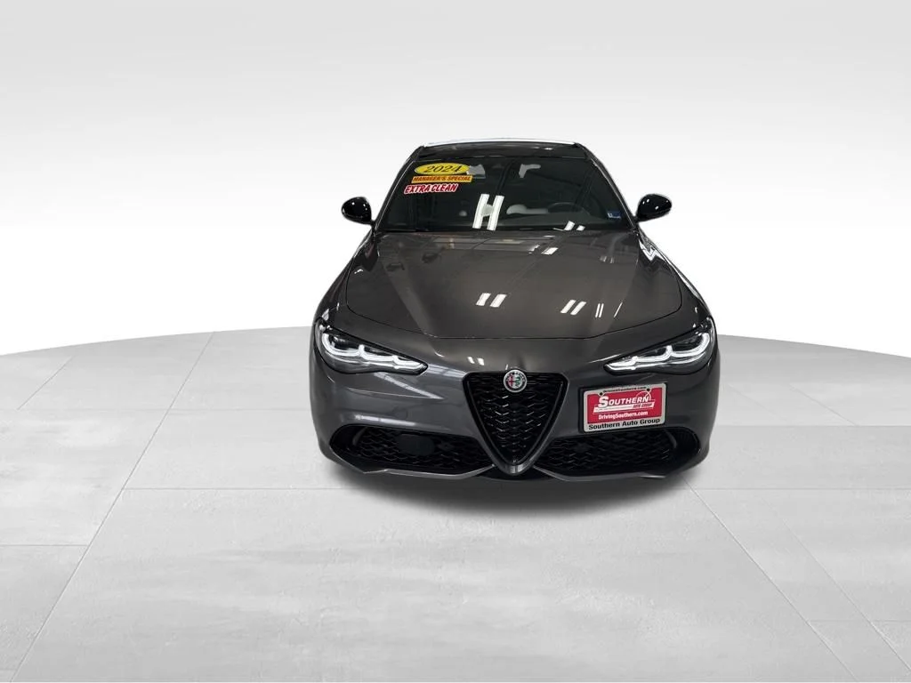 Used 2024 Gray Alfa Romeo Veloce image 9