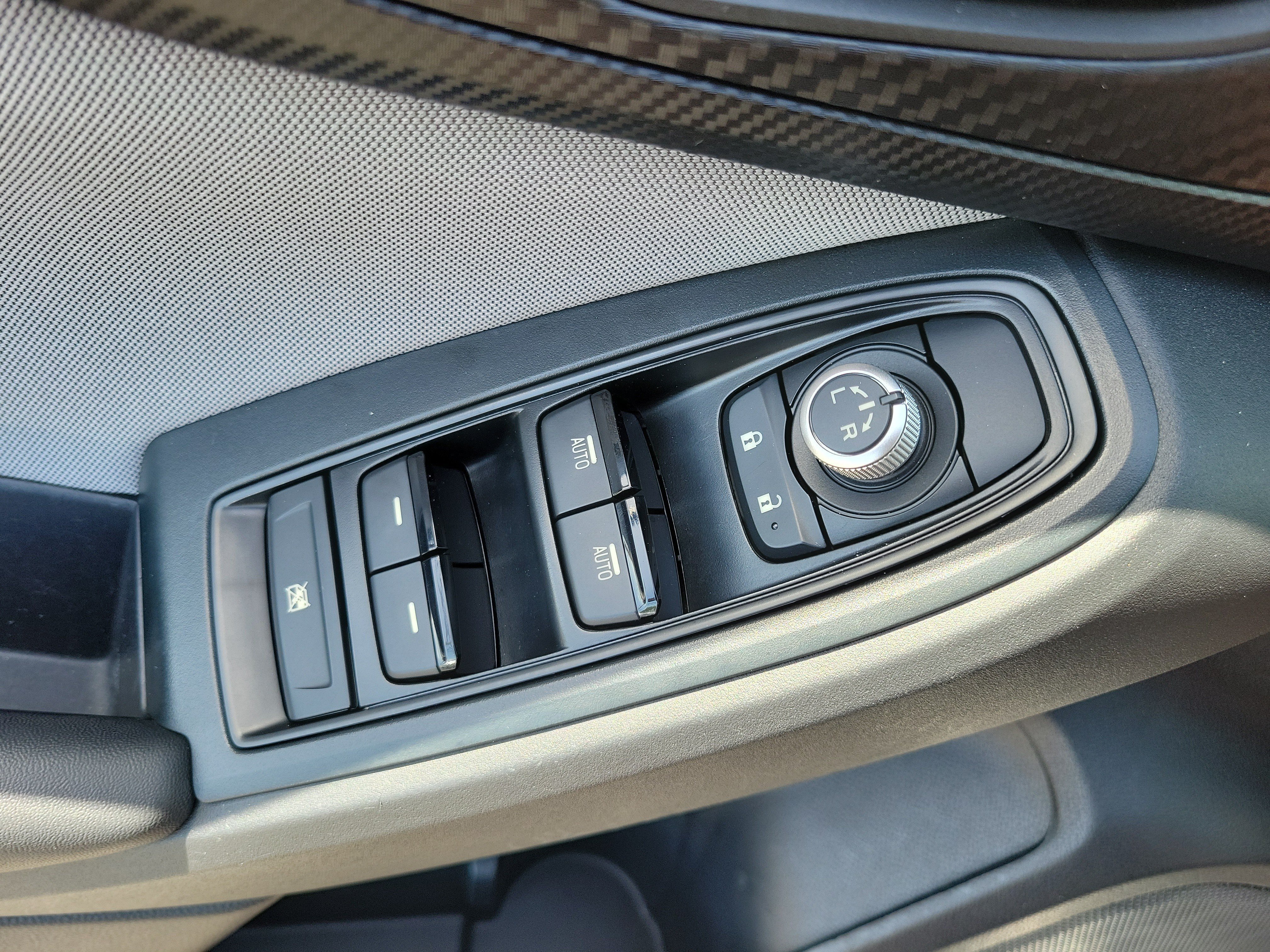 Used 2021 Magnetite Gray Metallic Subaru Premium image 29