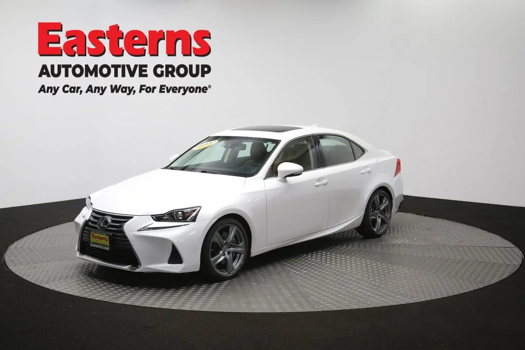 Used 2018 White Lexus 300 image 56