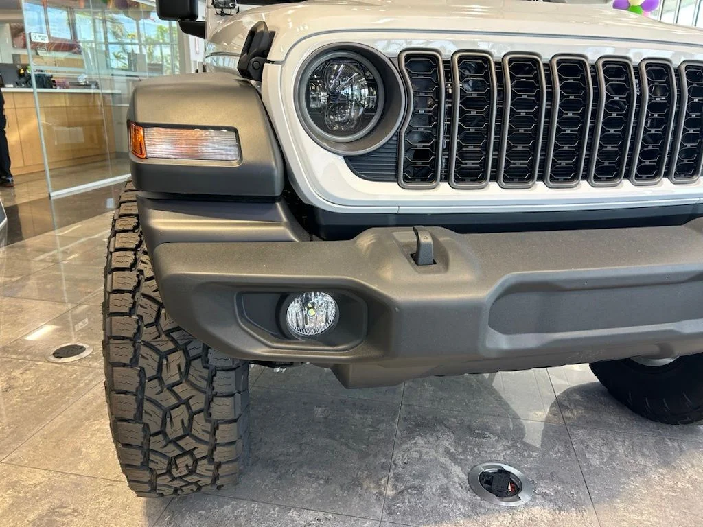 New 2026 Bright White Clearcoat Jeep Sport image 10