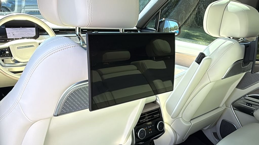 Certified Used 2025 Gray Land Rover Autobiography image 27