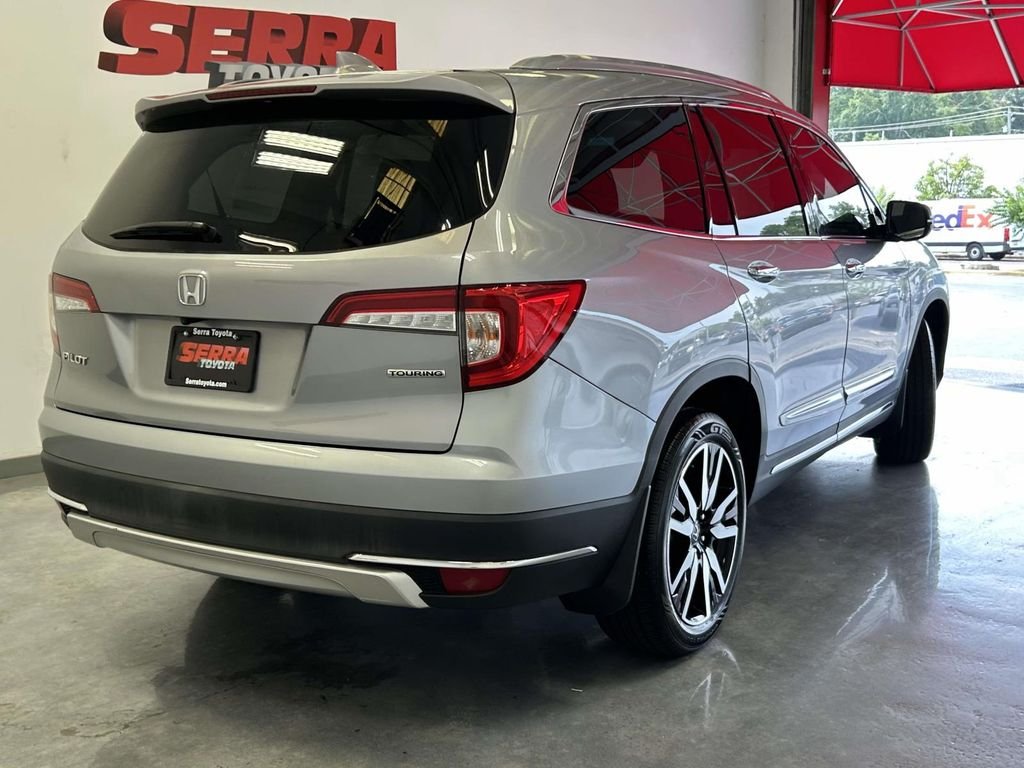 Used 2022 Silver Honda Touring image 3