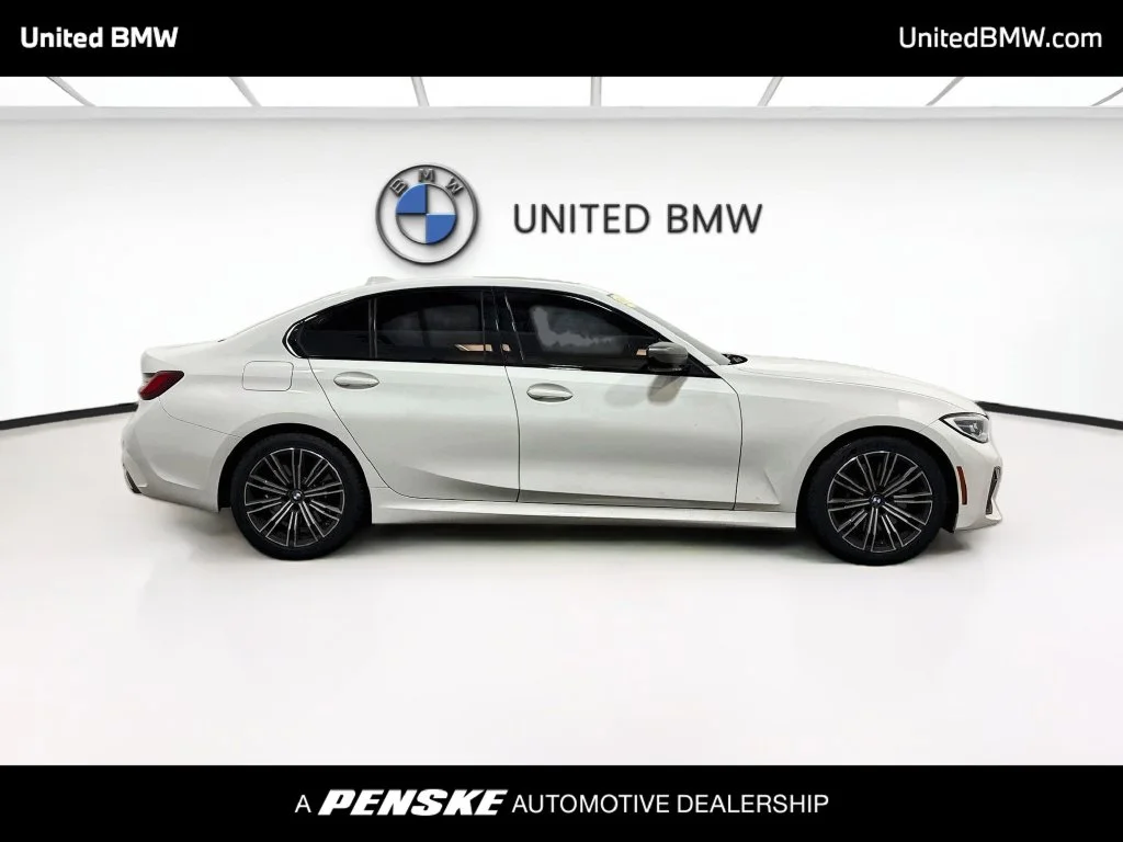 Used 2022 Alpine White BMW M340i xDrive image 4