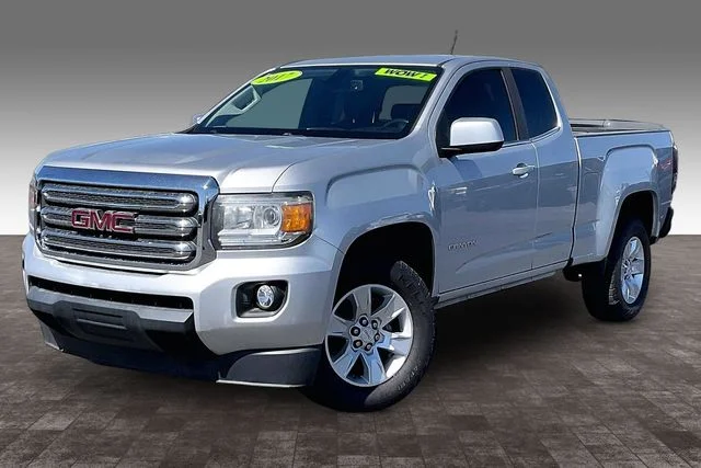 2017 GMC Canyon 2WD SLE Extended Cab's photo