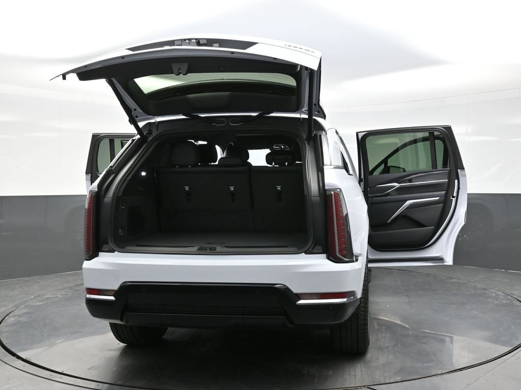 New 2026 Vibrant White Tricoat Cadillac Luxury image 29