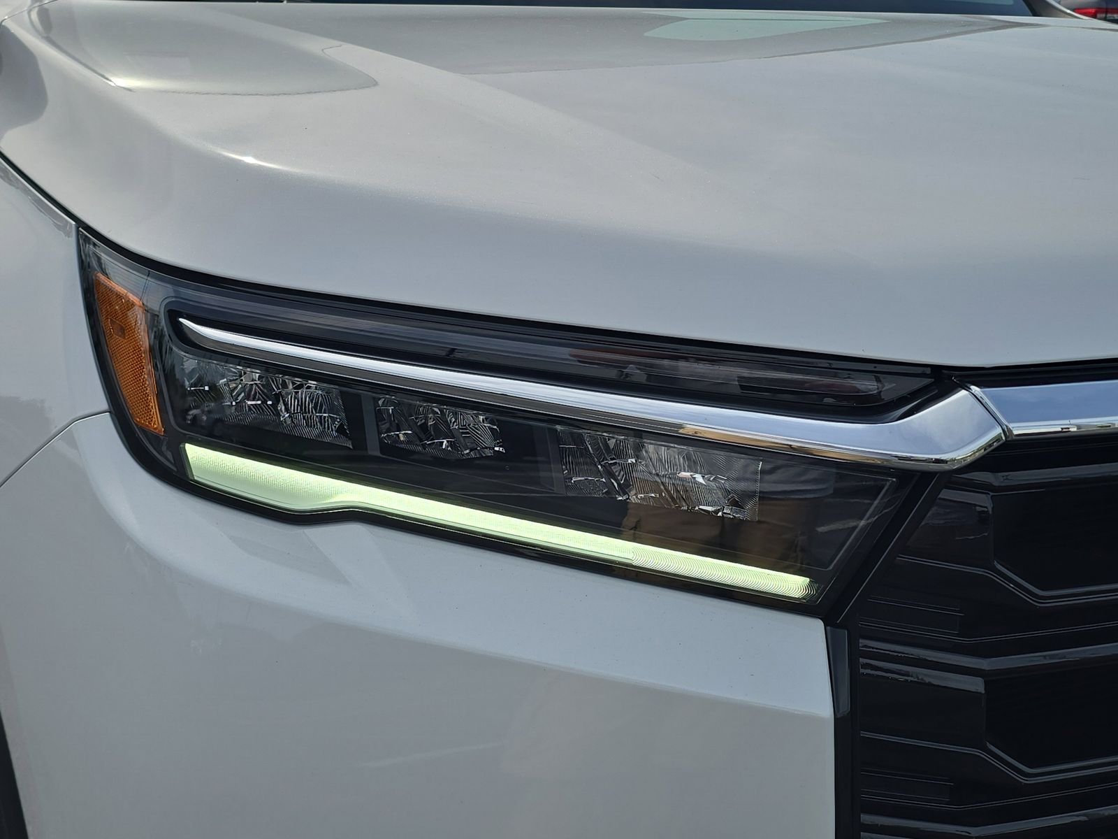 New 2026 Platinum White Pearl Honda Elite image 7