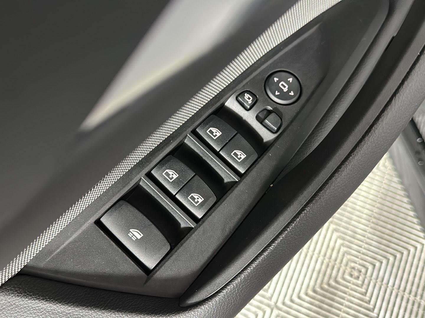 Used 2025 Black Sapphire Metallic BMW 430i xDrive image 8