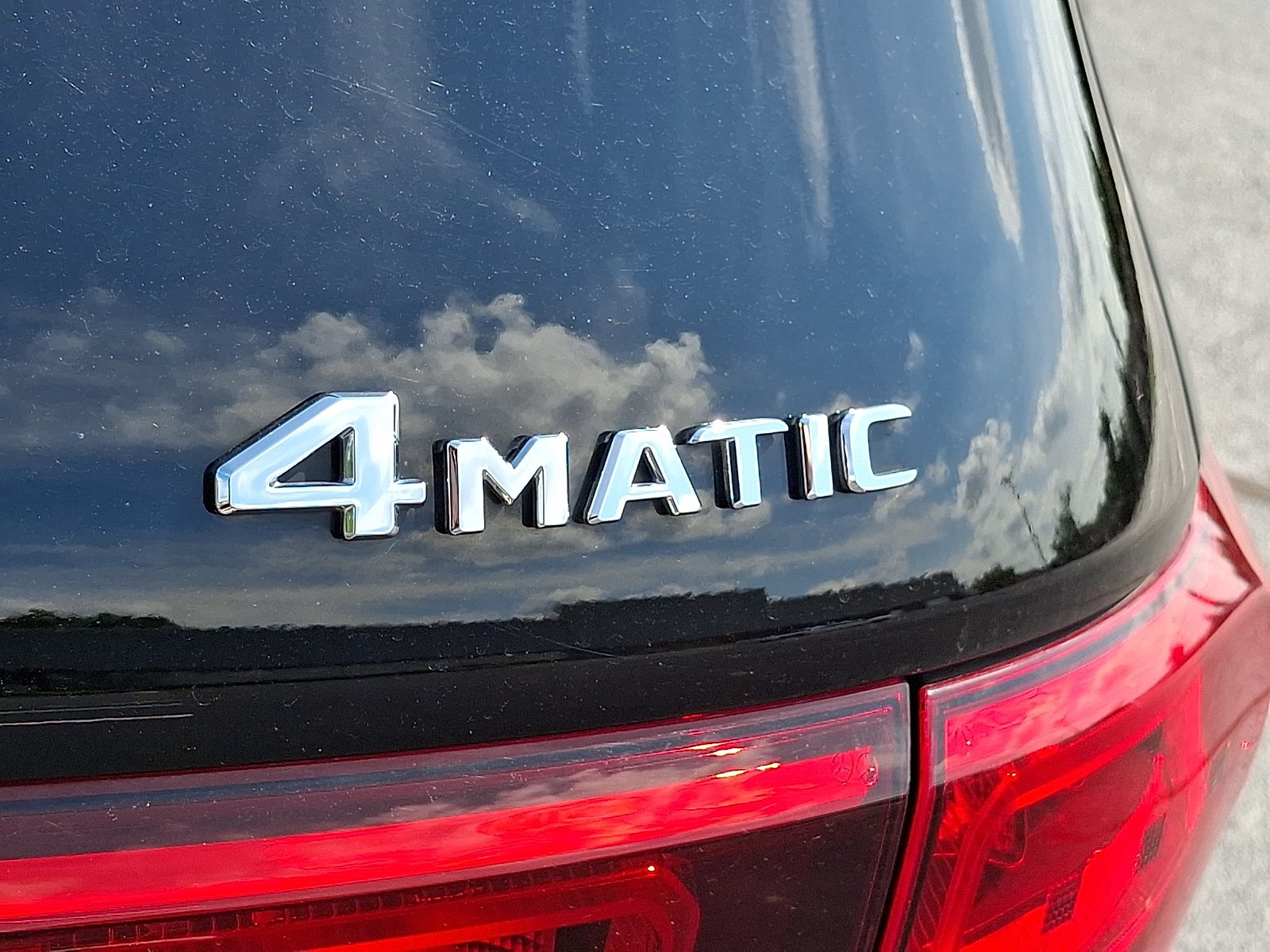 Certified Used 2021 Night Black - 696 Mercedes-Benz 4MATIC® image 30
