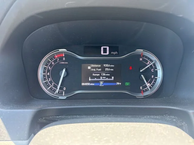 Used 2017  Honda EX-L image 5
