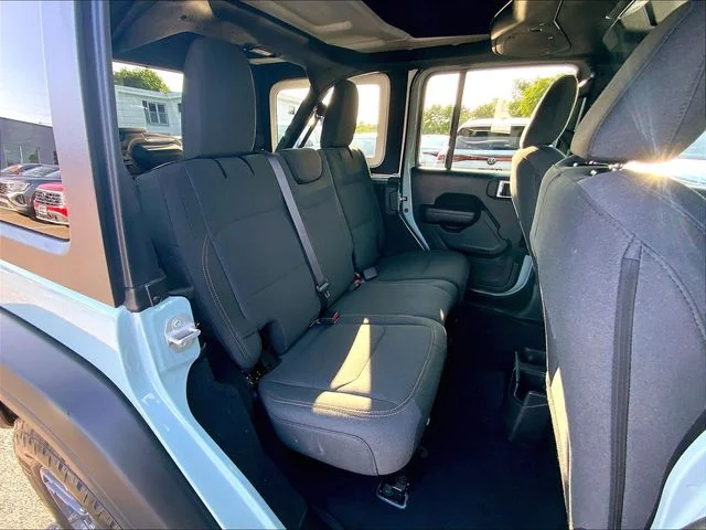 Used 2024 Gray Jeep Sport S image 22
