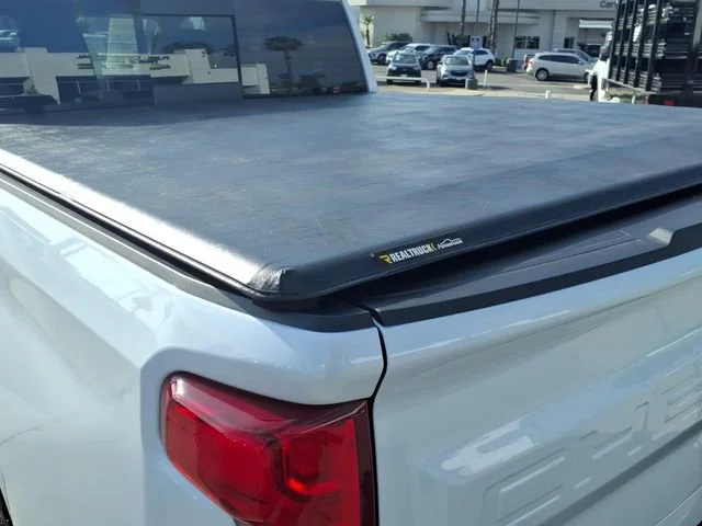 Used 2026 Polar White Tricoat Chevrolet High Country image 10