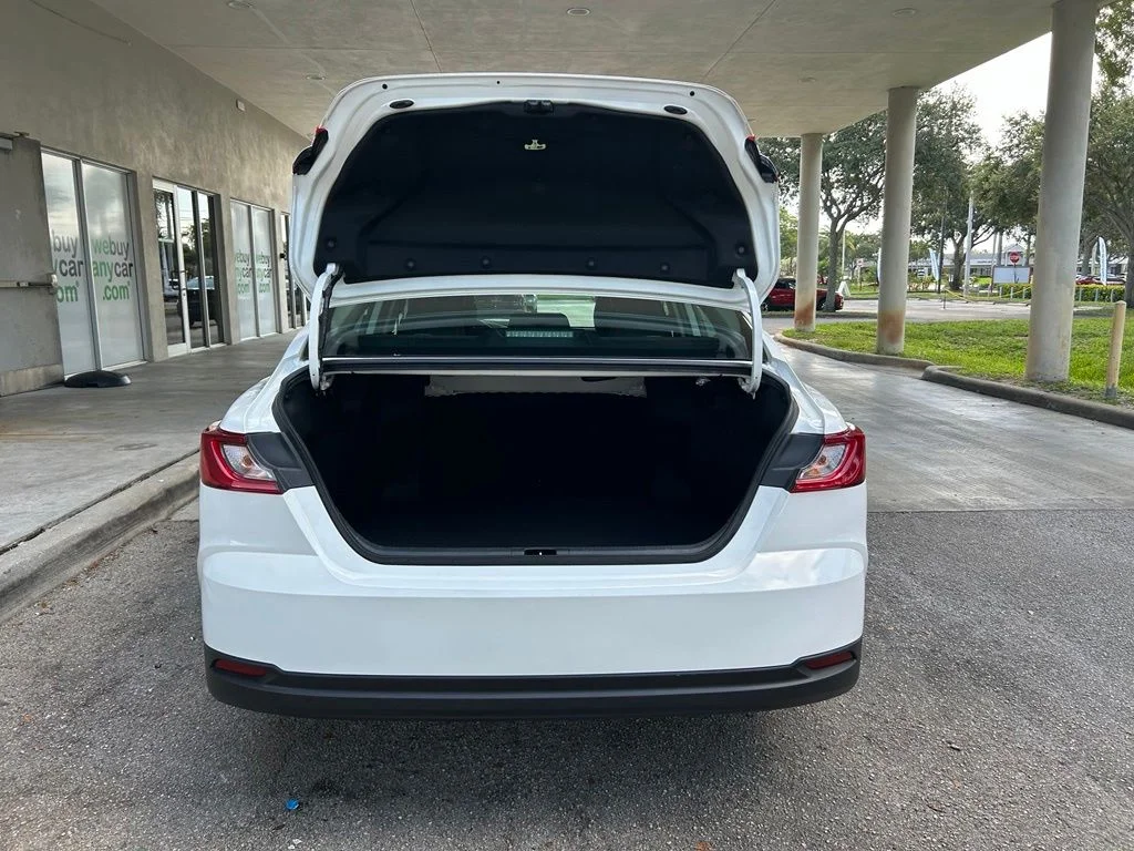 Used 2025 White Toyota LE image 30