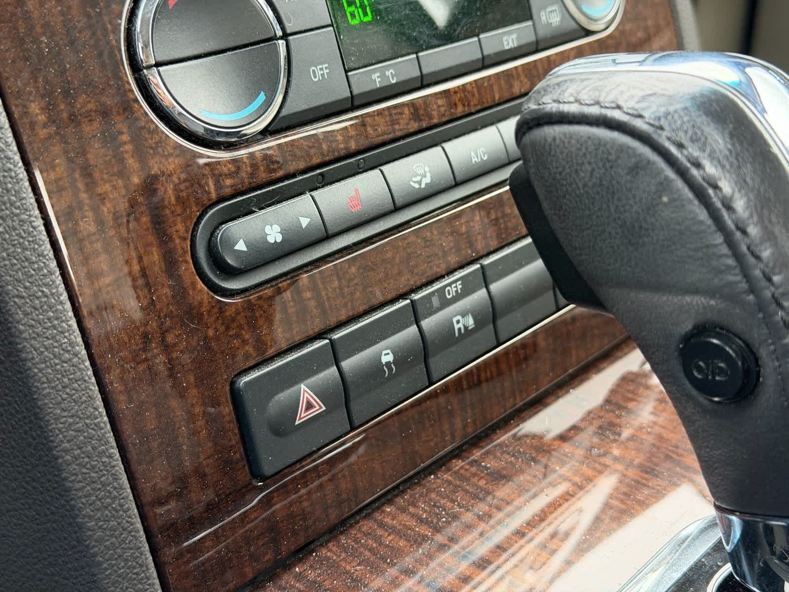 Used 2008 Blue Ford Limited image 14