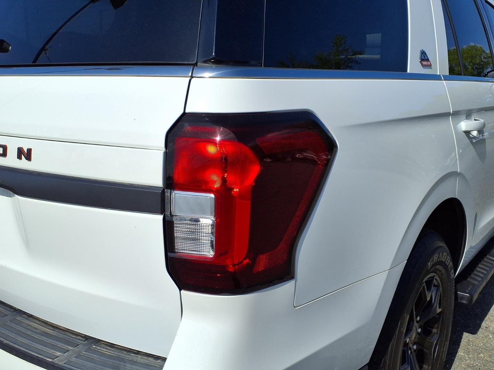 Used 2022 Star White Metallic Tri-Coat FORD TIMBER image 18