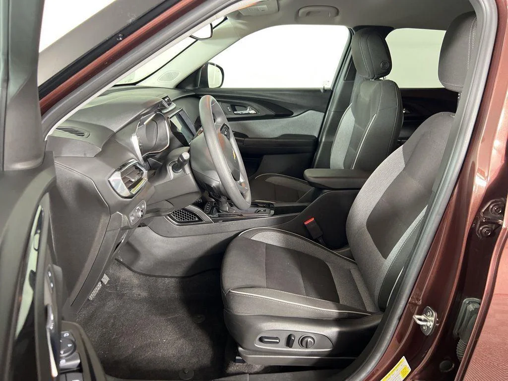 Used 2022 Red Metallic Chevrolet LT image 22