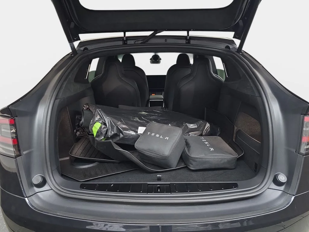 Used 2025 Stealth Gray Tesla Base image 14